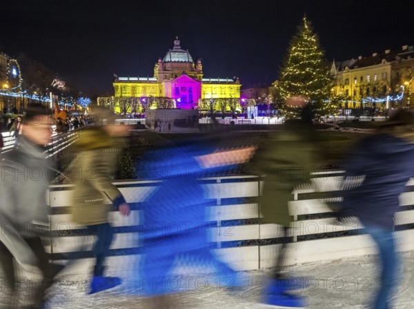 Ice Skating in Advent in Zagreb