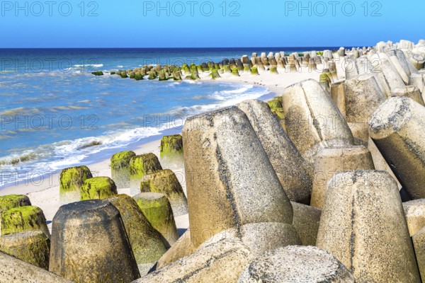 Beach protection by tetrapods, to be seen on the beach walk from Hörnum around Hörnum-Odde, the
