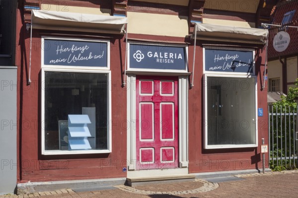 Vacant former Galeria-Kaufhof-Karstadt travel agency, Celle, Lower Saxony, Germany, Europe