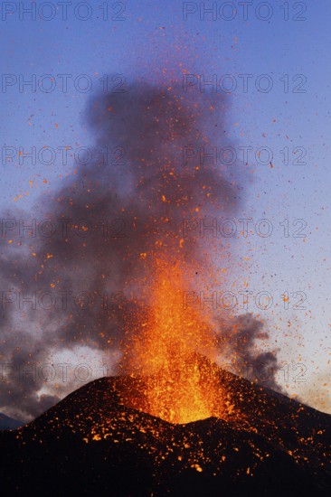 Stromboli, Lipari Islands, eruption, lava, eruption, volcanic eruption, Italy, Europe