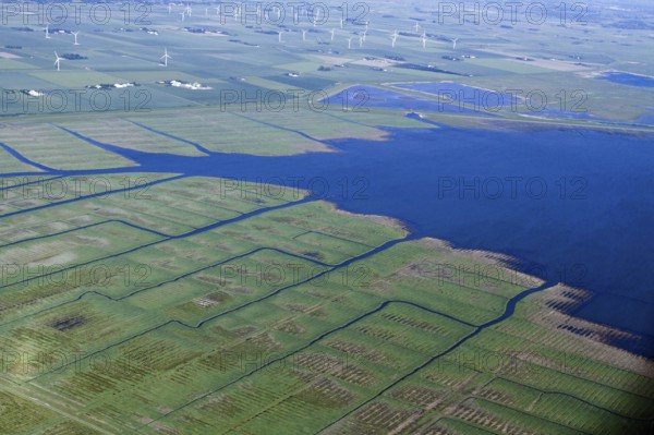 Salt marshes, marshland, Reussenkoog, Sönke-Nissen-Koog, reservoir with Sönke-Nissen-Koog lock,