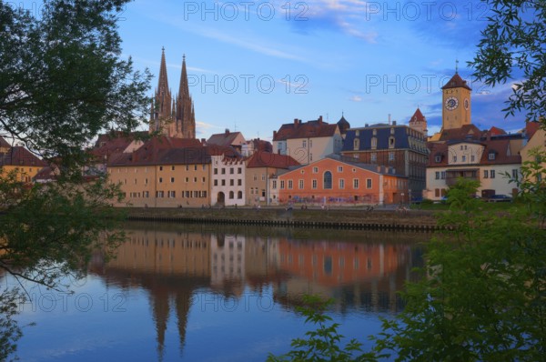 Regensburg, St. Peter's Cathedral, Danube, Upper Palatinate, Bavaria, Germany, Europe