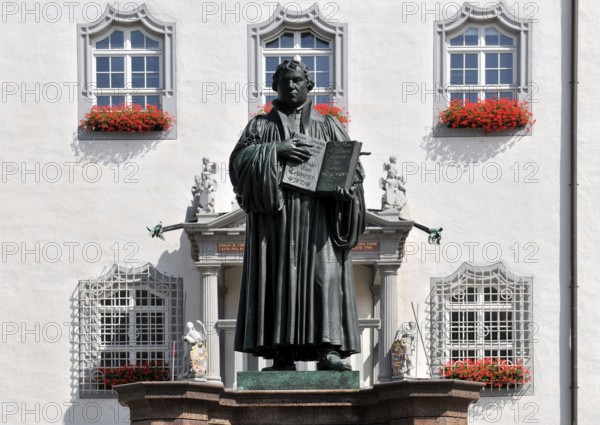 Luther Monument, Wittenberg, Saxony-Anhalt, Germany, Luther city, Europe
