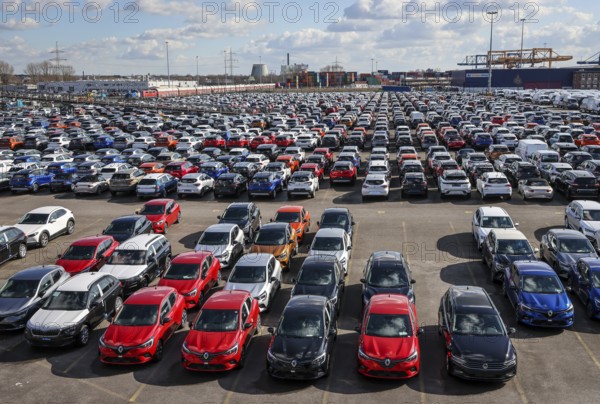 Duisburg, North Rhine-Westphalia, Germany, new cars, transhipment centre, car terminal in Duisburg