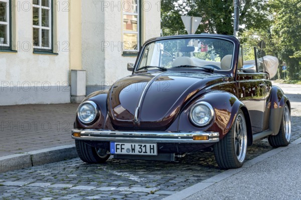 Vintage Volkswagen VW Beetle Cabriolet, convertible, restored, refined, wide tyres, wide tyres,