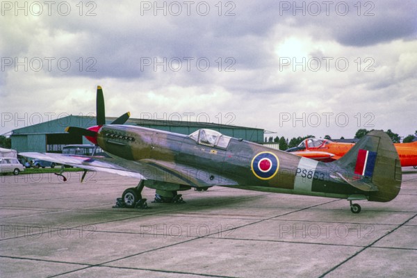 Supermarine Spitfire PS853 aircraft, UK 1966 Photo Reconnaissance Spitfire Mk XIX with a Rolls