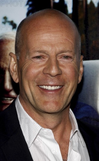 Bruce Willis at the HBO's 'His Way' Los Angeles Premiere held at the Paramount Studios lot in