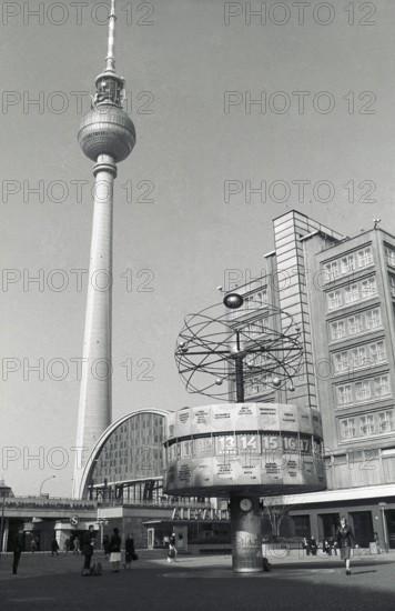 09.11.1971 GDR East Berlin Mitte district. View of the World Time Clock, Alexanderplatz S-Bahn