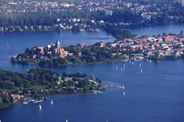 Ratzeburg Cathedral, Ratzeburg, Lauenburg Lakes, Domsee, Schleswig-Holstein, Germany, Europe