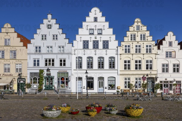Historic houses on the market square of Friedrichstadt, stepped gable houses, Dutch merchants'