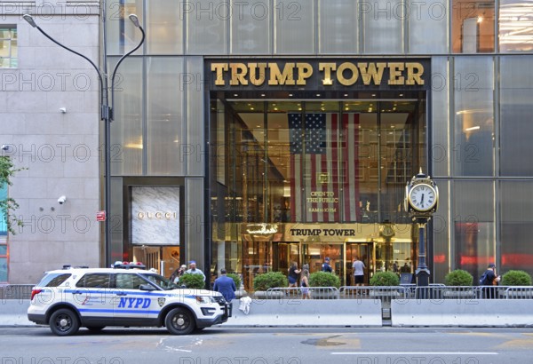 Police train in front of Trump Tower entrance, 5th Avenue, Manhattan, New York City, New York, USA,
