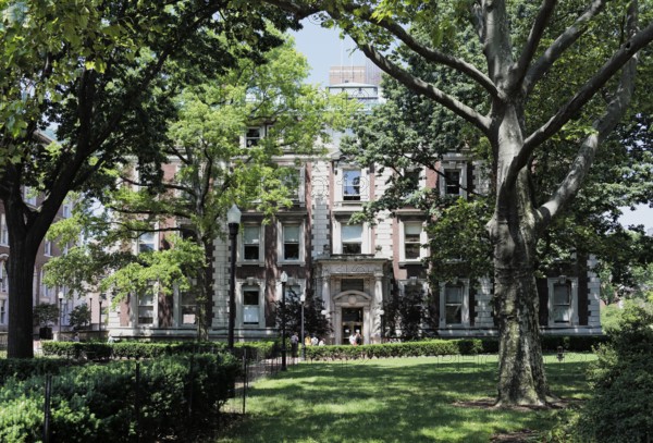 New York City, USA, JUNE 15, 2012: Lewisohn Hall att Columbia University. The building currently