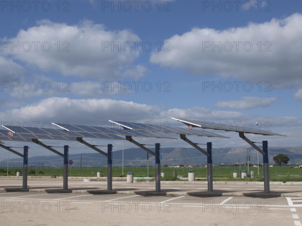 Solar cells at Italian motorway service stations