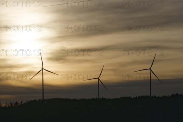 Wind turbines at dusk, wind energy, wind power, renewable energies, Swabian-Franconian Forest