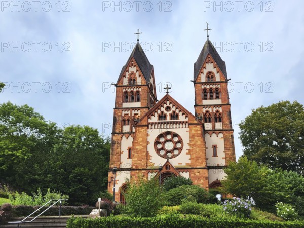 St. Lutwinuskirche in Mettlach is a Catholic parish church built in neo-Gothic style. The church