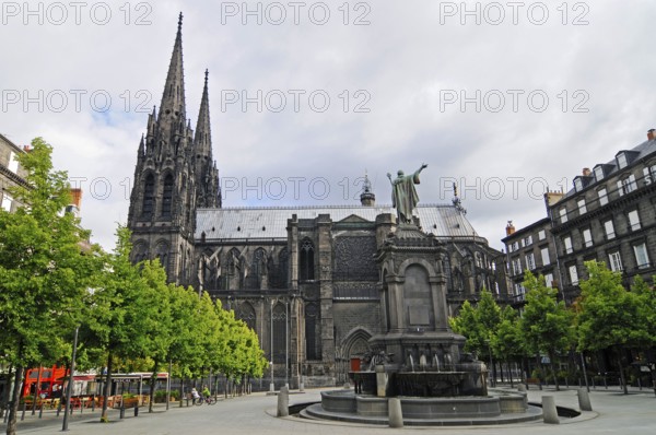 Monument to Urban II, Assumption, black, French national monument, in front of