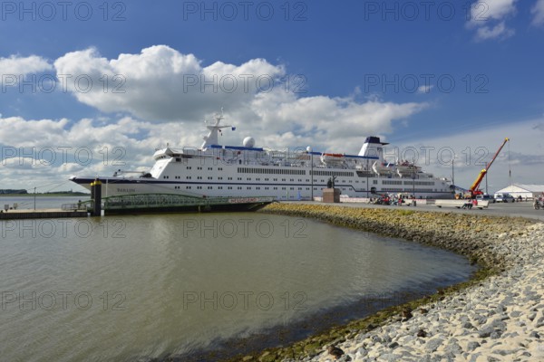 Cruise ship MS Berlin on jetty Seebäderkaje on the river Weser, Bremerhaven, Bremen, Germany,