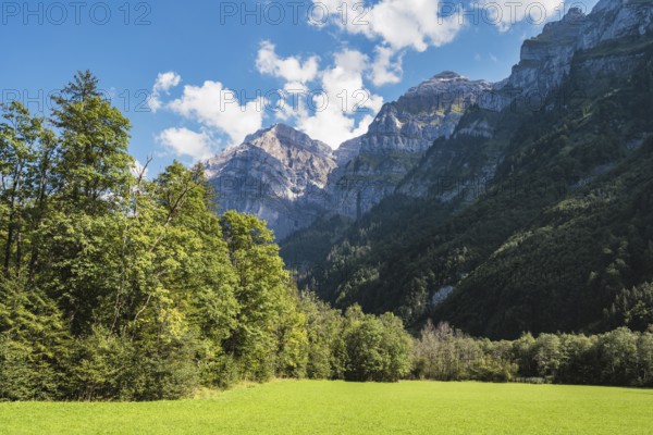 Mountain landscape in the Klöntal valley with the Glärnisch group, up to 2915 metres high, Canton