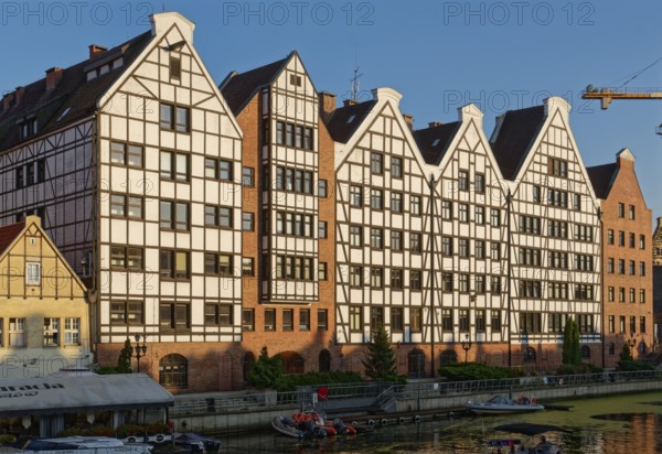The harbour district on the Motlawa, Motlawa, in the city centre of Gdansk. Gdansk, Pomerania,