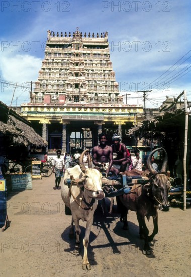 Eastern side Rajagopuram tower of Thillai Nataraja temple in Chidambaram, Tamil Nadu, South India,