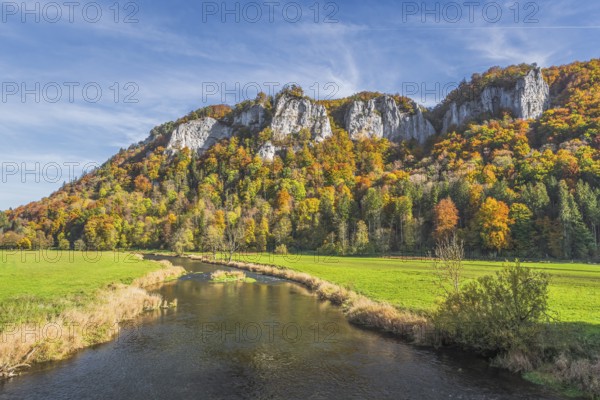 View over the Danube to the Hausener Zinnen in the autumnal Upper Danube Valley, Hausen im Tal,