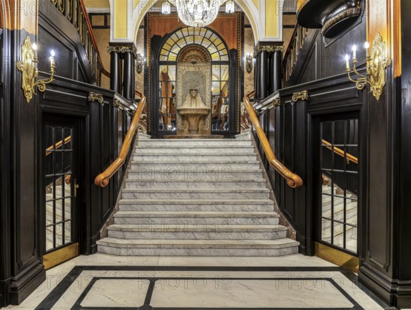 Historic interior design, staircase and corridor in the Hindenburghaus, Großer Burstah 31, Hamburg,