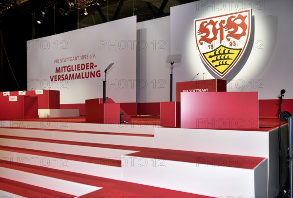 Podium, empty, coat of arms, logo, General Assembly VfB Stuttgart 2025,