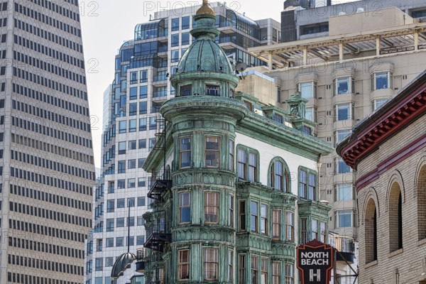 Columbus Tower, Sentinel Building, Francis Ford Coppola Building, Flatiron style, copper green,