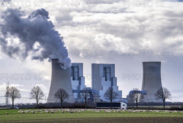 RWE Power lignite-fired power plant Neurath, near Grevenbroich, power plant units F and G, cooling