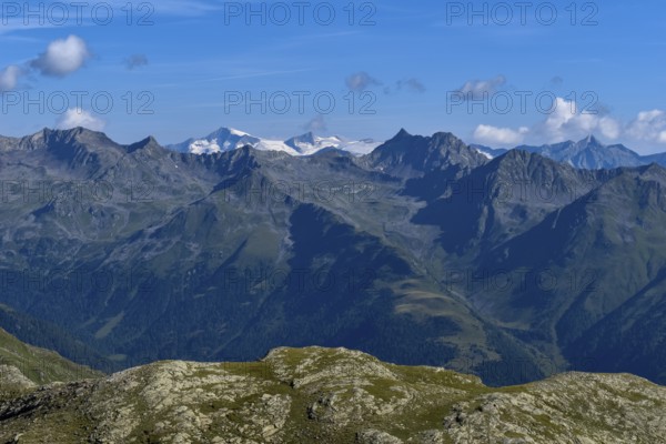 View from the south to the glaciated Großvenediger and to the right in front of it the Lasörling,