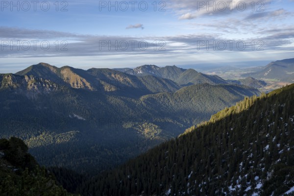 Forest-covered mountain landscape of the Ammergau Alps, hike to Kramerspitz, in autumn, Ammergau