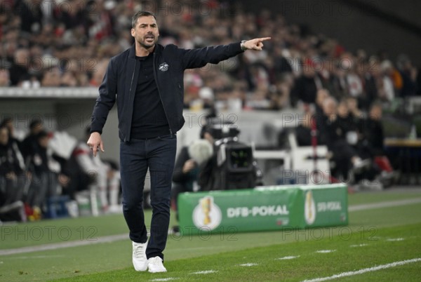 Coach Coach Zsolt Löw RasenBallsport RB Leipzig RBL Gesture Gesture TV camera Semi-final, DFB Cup,