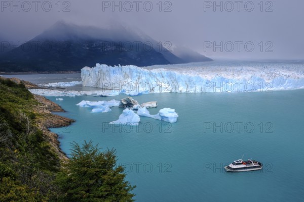 El Calafate, Patagonia, Argentina, Perito Moreno Glacier in Los Glaciares National Park. The Perito