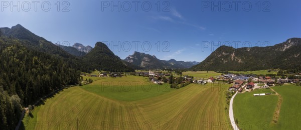 Drone shot, Sankt Martin bei Lofer, Loferer Steinberge, Saalachtal, Pinzgau, Salzburg province,