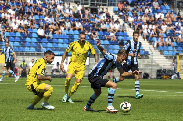 Football 3rd division, season 2024/25, matchday 4: Waldhof Mannheim vs. 1. FC Saarbrücken. On the