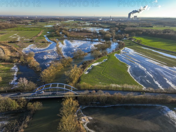 Selm, North Rhine-Westphalia, Germany, flood on the Lippe, river in the Ruhr area, the fields, the