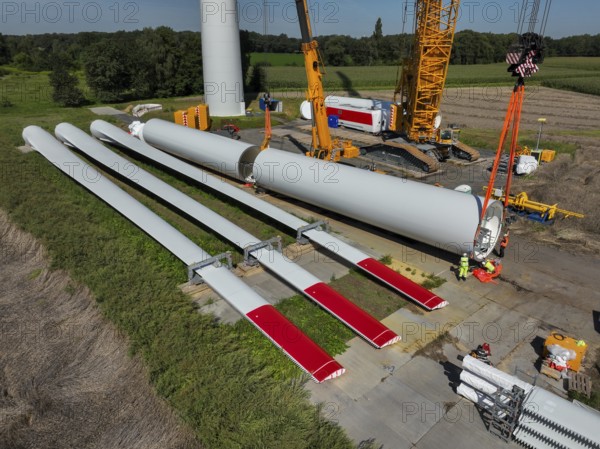 Dorsten, North Rhine-Westphalia, Germany, construction of a wind turbine, the first wind turbine of