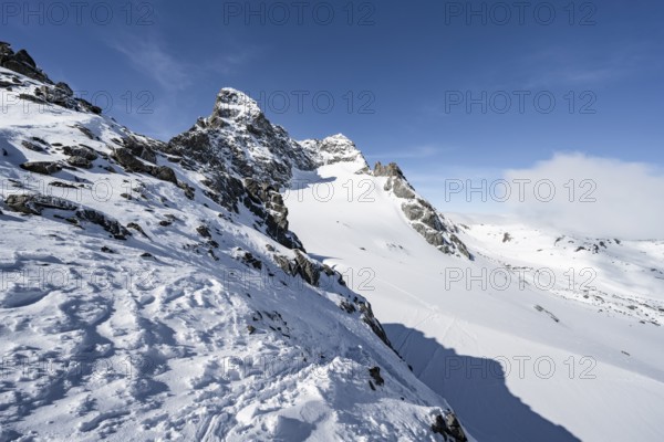 Porta d'Es-cha, view of Piz Kesch mountain peak and Vadret da Porchabella glacier, Bündner Haute