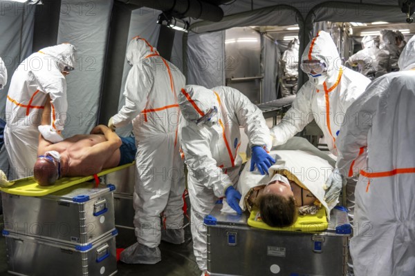Care of patients after decontamination, injured persons after an assumed accident with hazardous
