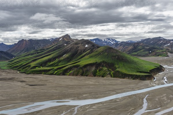 Moss-covered mountains, rhyolite mountains, volcanic landscape, Landmannalaugar, Fjallabak Nature