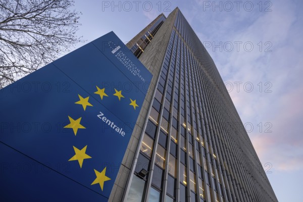 Clouds drift over the headquarters of the German Federal Bank in Frankfurt am Main. Frankfurt am