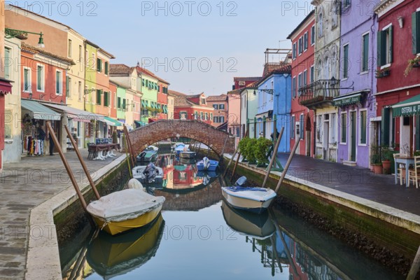 Colorful houses beside the waterway in between 'Fondamenta San Mauro' and 'Fondamenta degli