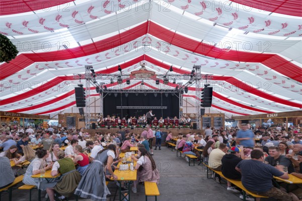 Music band in the well-attended beer tent at the time of the Kulmbach Beer Week, Kulmbach, Upper