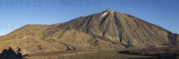 Panorama during the ascent to Alto de Guajara, 2715m, over the Teide National Park, Parque Nacional