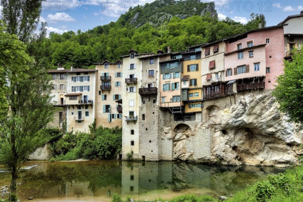 Pont en Royans. Houses hanging above river La Bourne. Isère. Auvergne-Rhone-Alpes. Vercors regional
