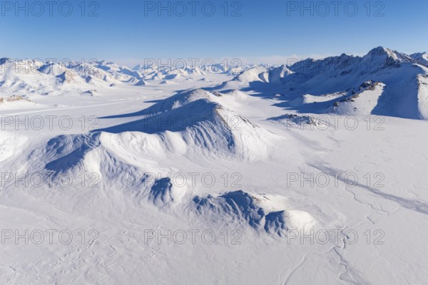Winter landscape of the Pamir Plateau, Jarty Gumbez, Gorno-Badakhshan Province, Tajikistan, Central