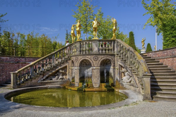 Golden sculptures from the Garden Theatre in the Great Garden, Herrenhausen Gardens, Hanover, Lower