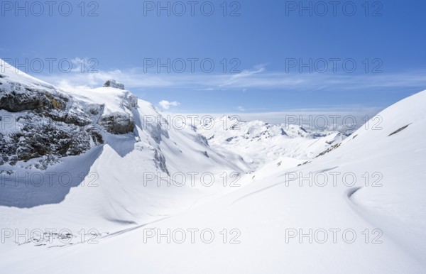 Mountain landscape with snow, summit Wildhorn, ascent to Wildstrubelhütte, Bernese Alps,