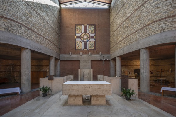 Chancel of the Heilig Kreuz Church, opened in 1964, Jahnstr. 41, Weißenburg, Middle Franconia,