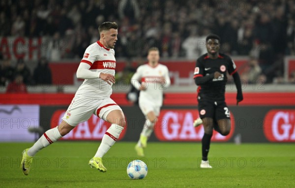 Ermedin Demirovic VfB Stuttgart (09) Action on the ball MHPArena, MHP Arena Stuttgart,